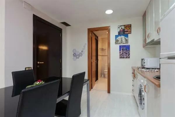 아파트 Gaudi Residence 바르셀로나 스페인